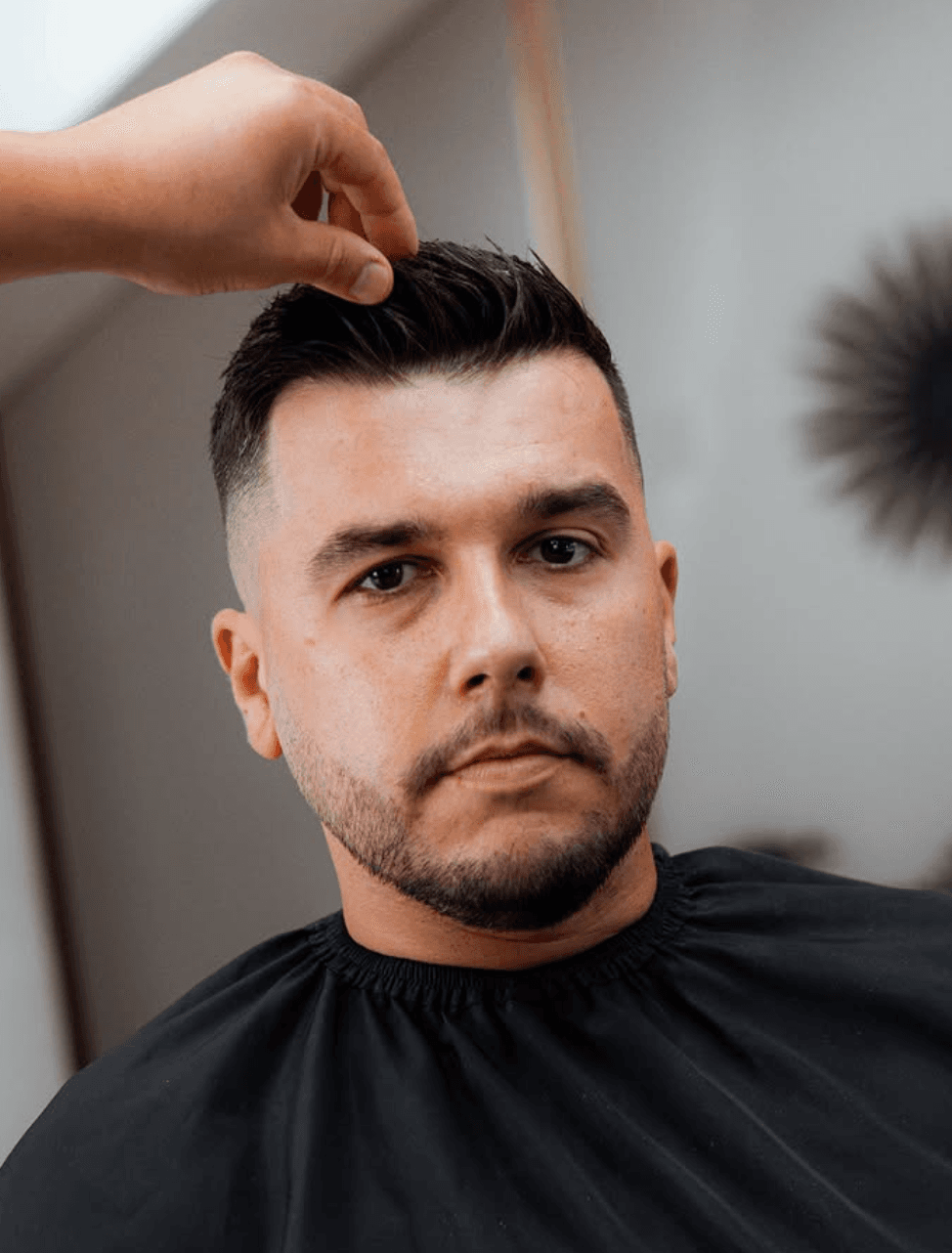 Corte clássico com fade lateral